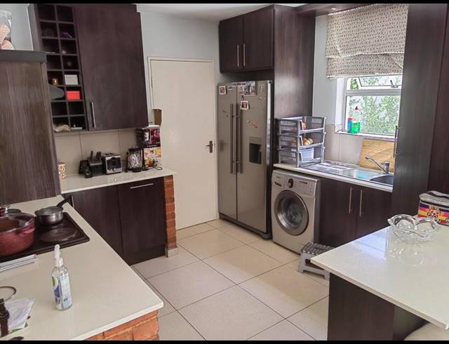 3 BEDROOM PROPERTY TO RENT IN BROADACRES